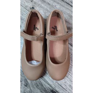Les Girls 8.5M NWOT Tan Adjustable Mary Jane Tap Dance Performance Shoes